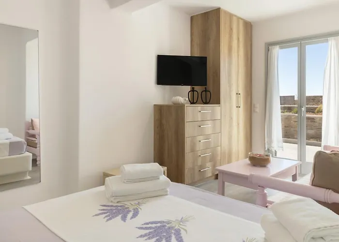 Paros Melodia * Logaras