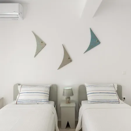 Paros Melodia * Logaras