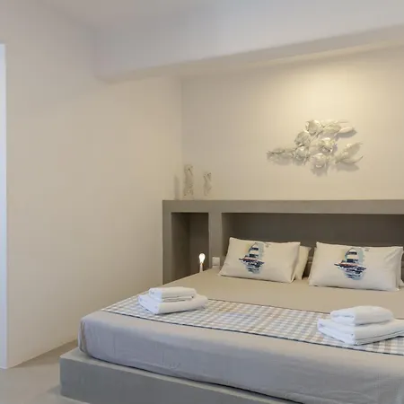 Paros Melodia Logaras