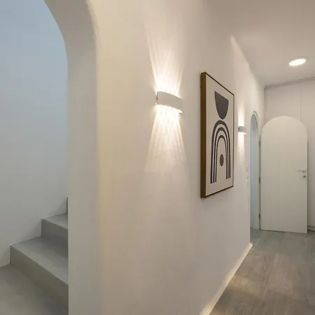 Paros Melodia * Logaras