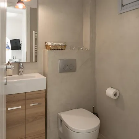 Paros Melodia * Logaras